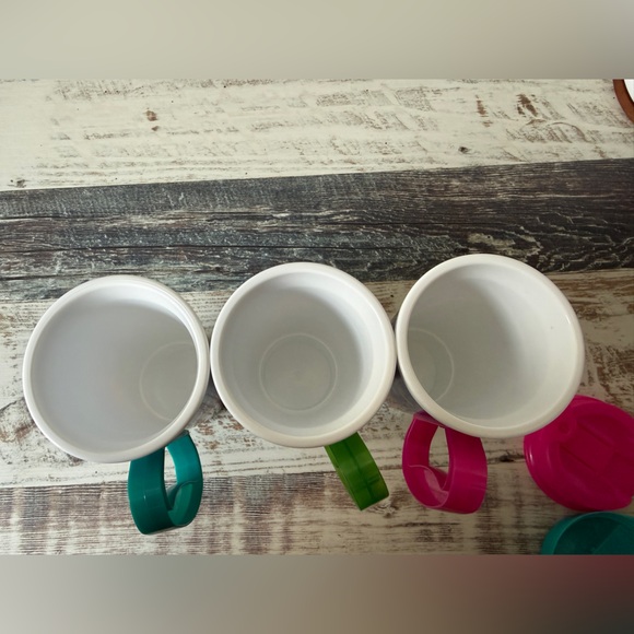 Set of 3 Walt Disney World Resort Reusable Refillable Mugs - Mickey & Friends - Picture 9 of 11